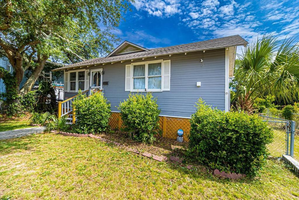 Gorgeous Centrally Located Ocean View 2 King, Huge Private Yard & Deck, Firepit, Bbq, & Game Tables Myrtle Beach Exterior foto
