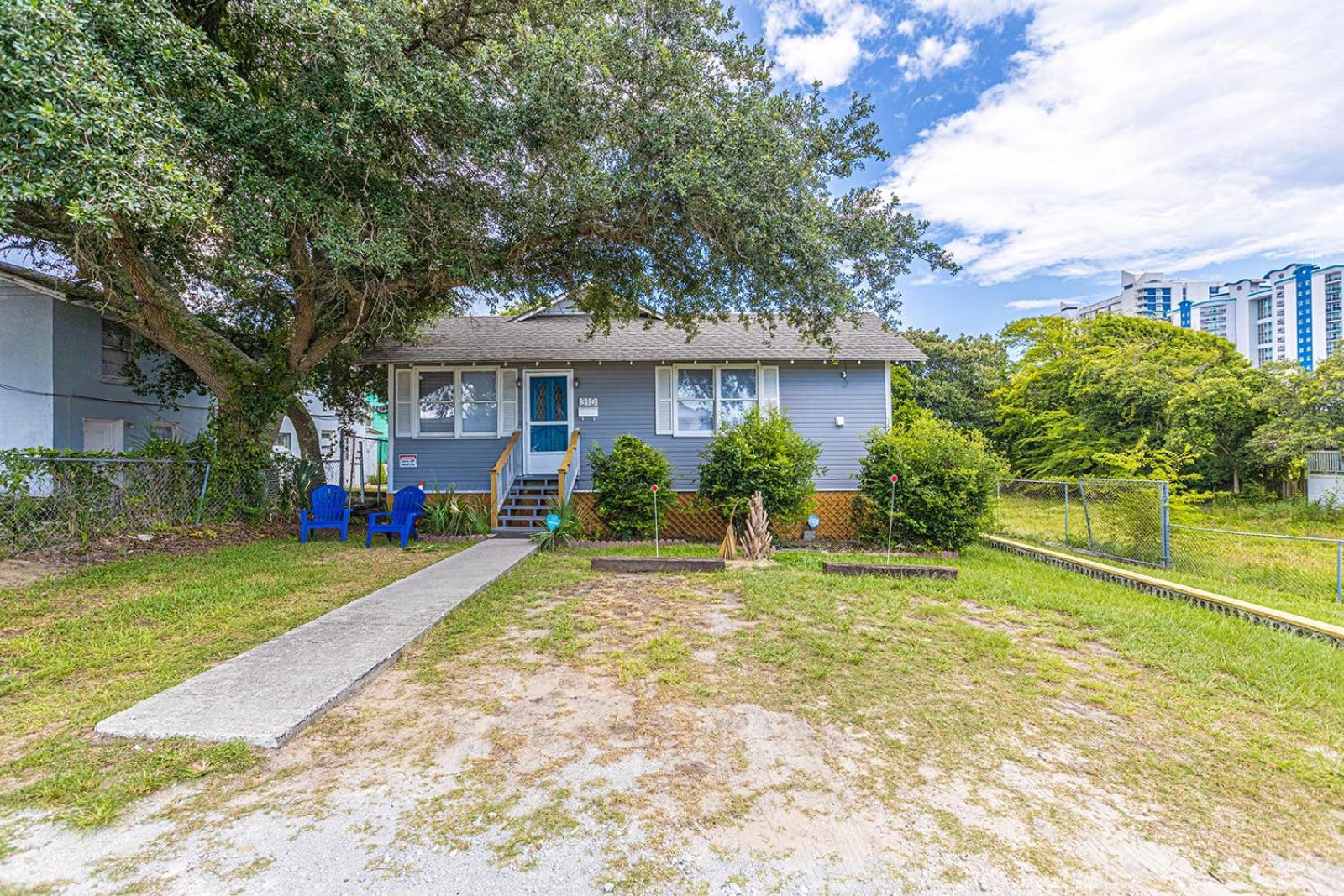 Gorgeous Centrally Located Ocean View 2 King, Huge Private Yard & Deck, Firepit, Bbq, & Game Tables Myrtle Beach Exterior foto